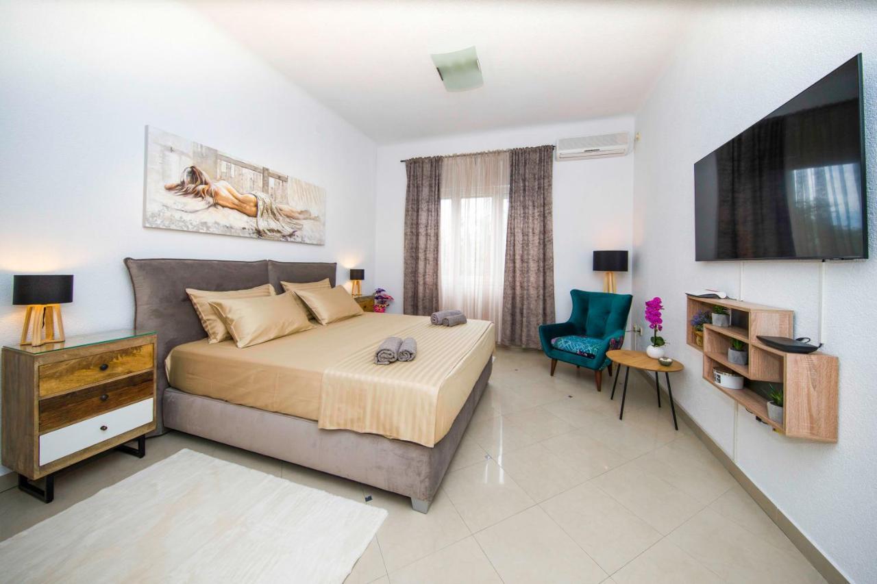 Apartment Alice Central Luxe Split Exteriér fotografie