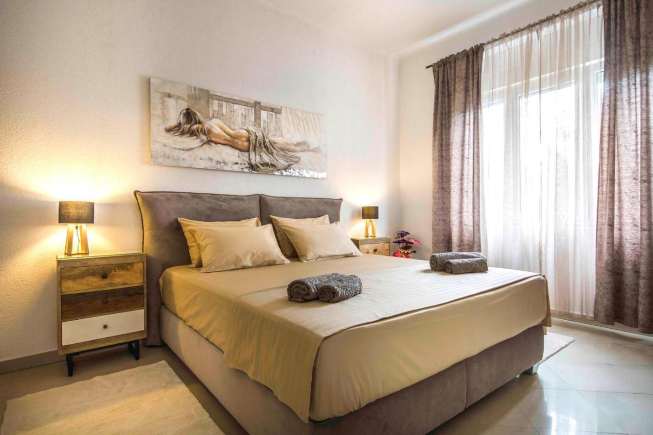 Apartment Alice Central Luxe Split Exteriér fotografie