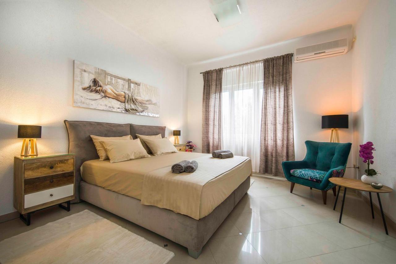 Apartment Alice Central Luxe Split Exteriér fotografie