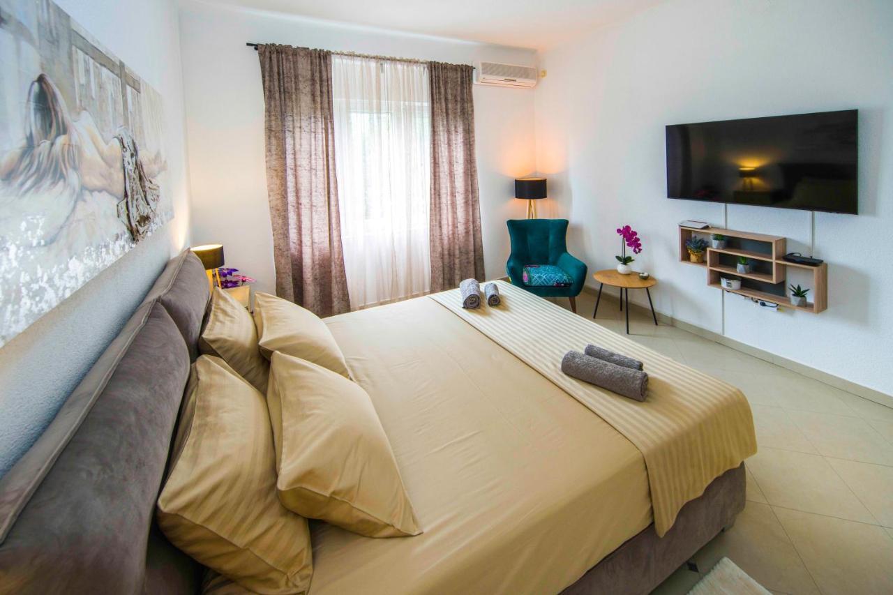 Apartment Alice Central Luxe Split Exteriér fotografie