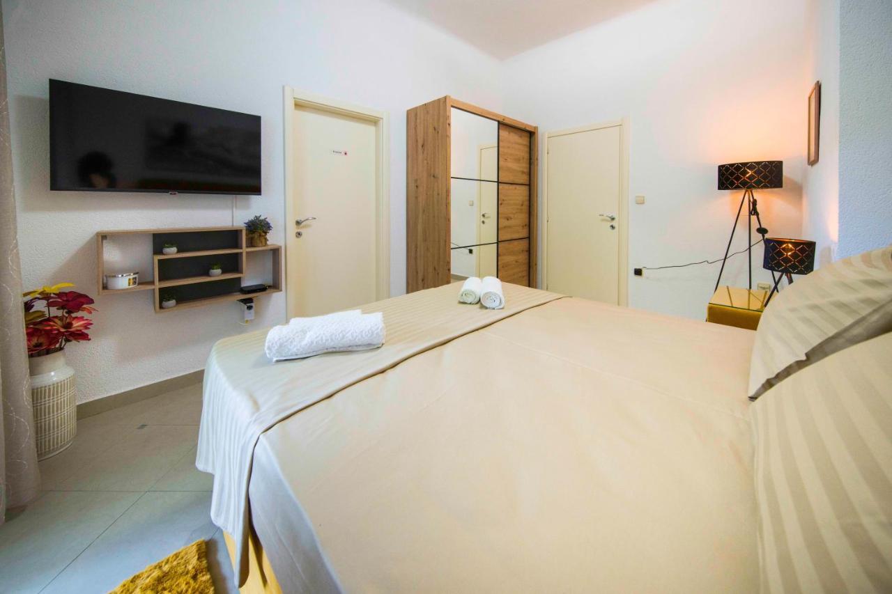 Apartment Alice Central Luxe Split Exteriér fotografie